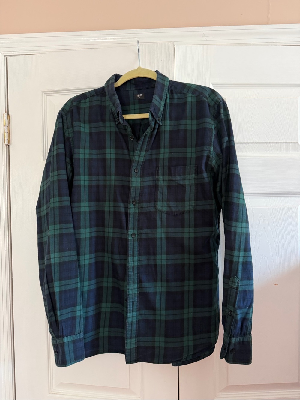 Uniqlo Dark Green & Black Plaid Button-Down Shirt